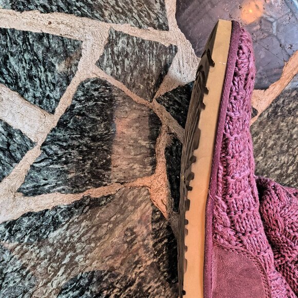 Ugg boots - Picture 7 of 7